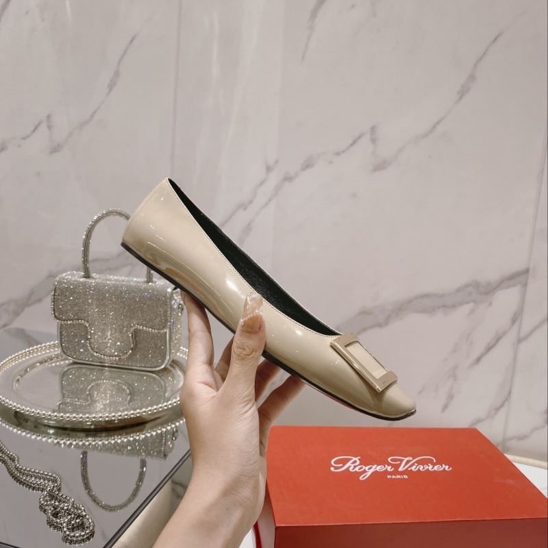 Roger Vivier flat shoes